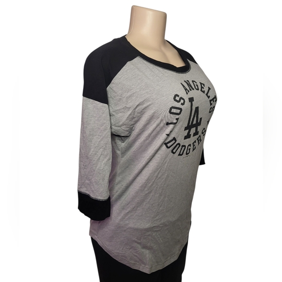 Women's Los Angeles Dodgers Baseball Tee Shirt - Picture 2 of 6